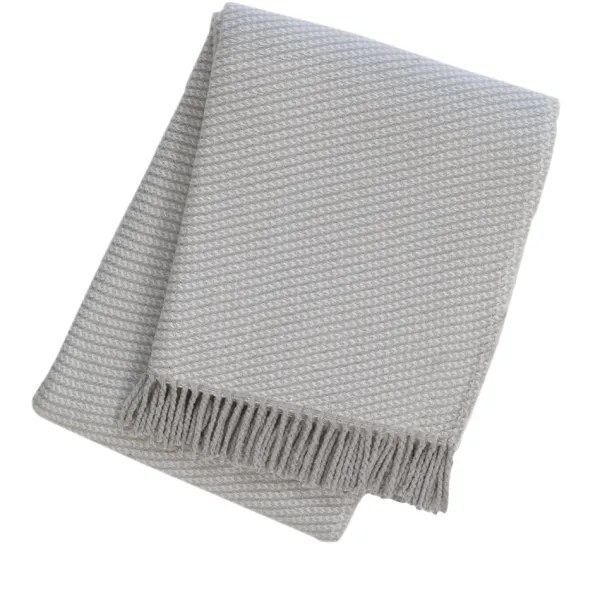 Store Marie Dumas Grey Ruby Throw